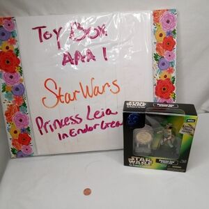 Star Wars Princess Leia Action Figure Green Accents